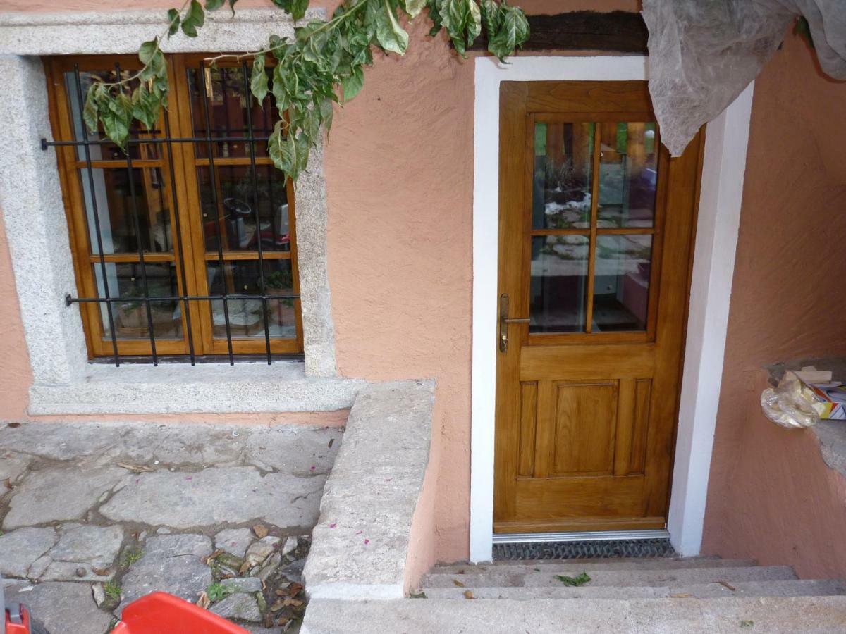 La Vecchia Casa Rosa Apartment Cannero Riviera Exterior foto